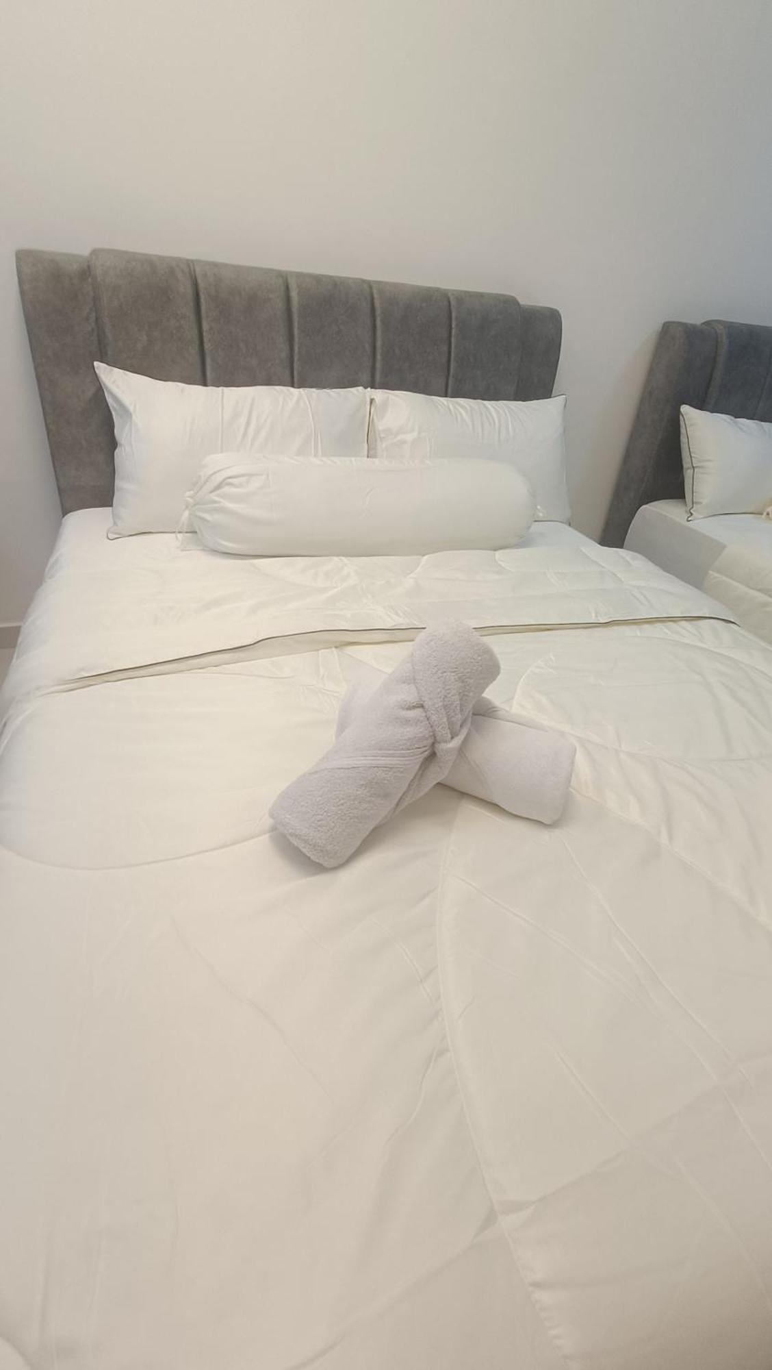 Sky Trees 4 Guests High Floor Nflix Hbo Disney Garden View A1801 جوهر بهرو المظهر الخارجي الصورة